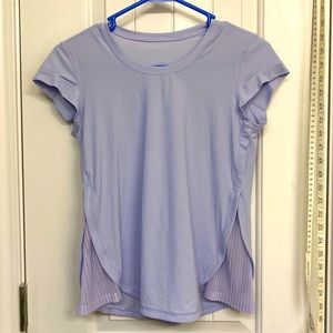 Light pastel purple lulu athletic top